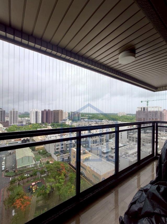 唐盛科技,隱形鐵窗,高雄小港  艾美MOMA 